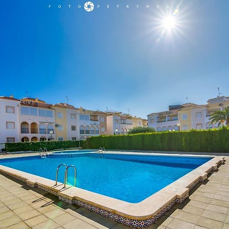 Apartment Fabulus Torrevieja Exterior foto